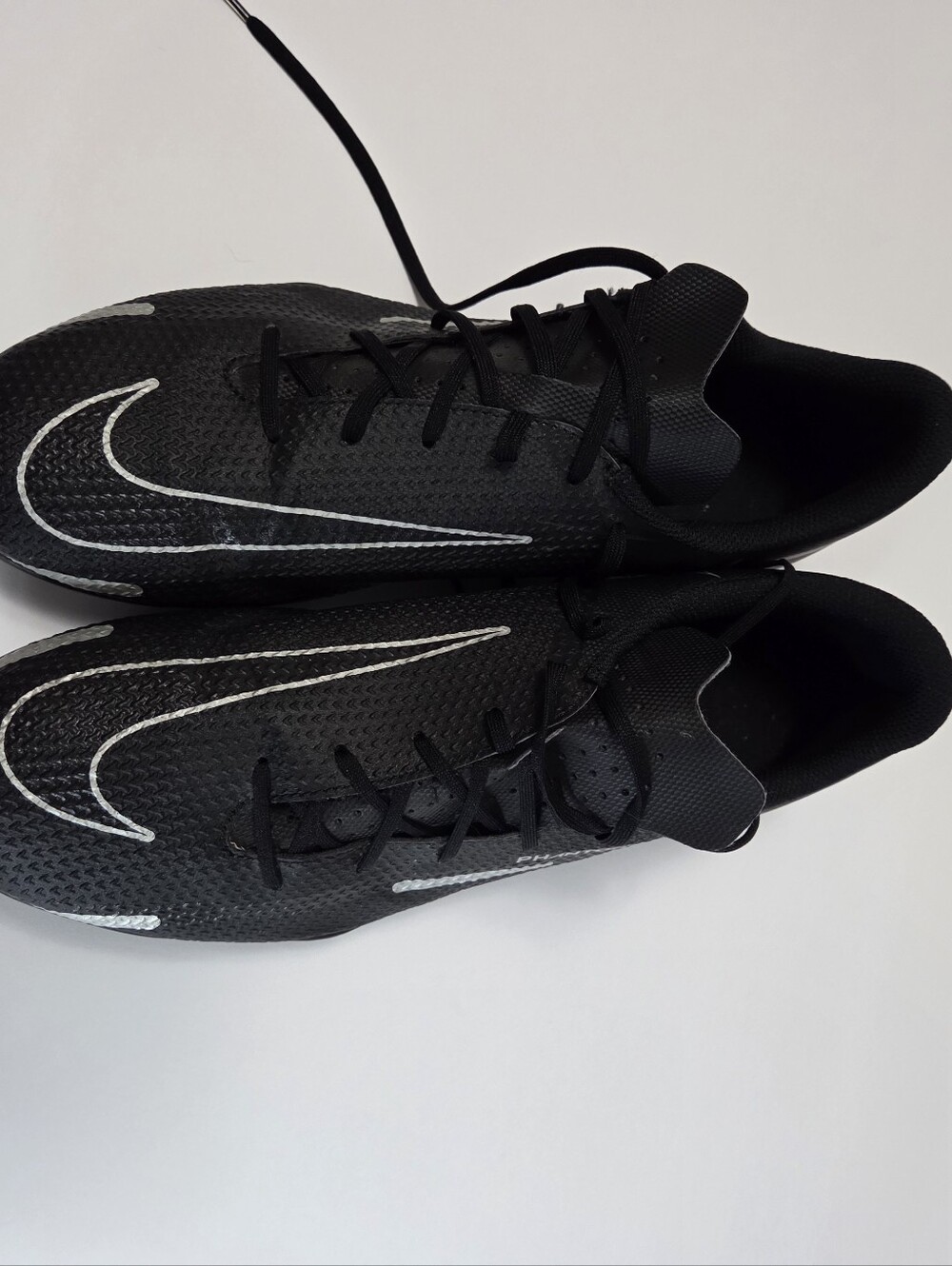 Nike Men’s Black Performance Soccer Cleats